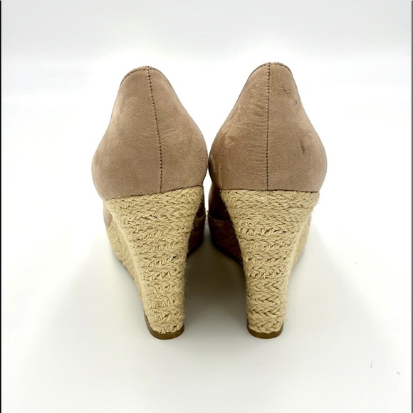 Fergalicious by Fergie Tan High Heel Espadrille Wedges Shoes Size 8.5 - Picture 5 of 11